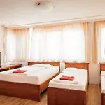 Kaiser 3*